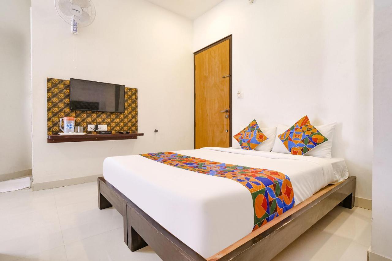 Fabexpress Krishna Suites Mysore Exterior photo